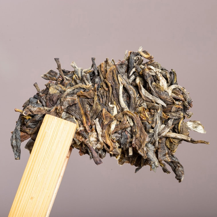 REN XIN CHANG Yunnan Pu-erh Raw Tea - Image 3