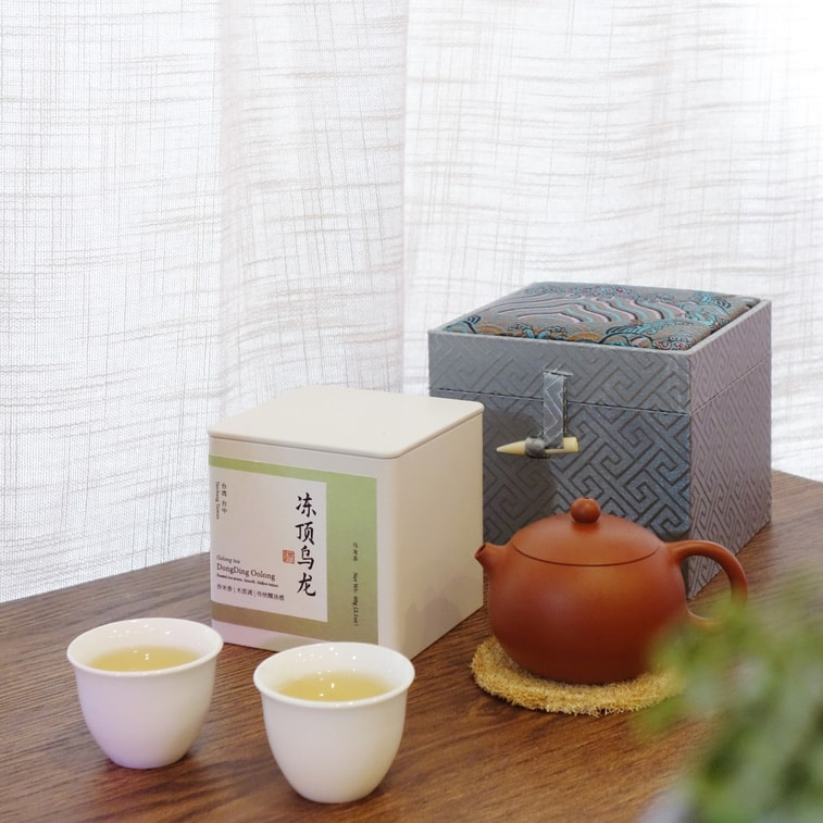 ZhaoTea Dong Ding Oolong Tea - Image 4